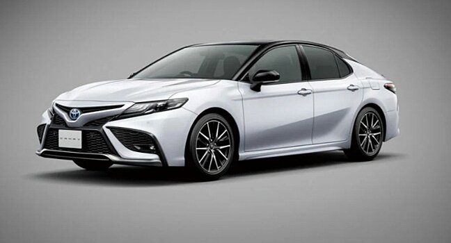 Насколько хорошо обновился бизнес-седан Toyota Camry?