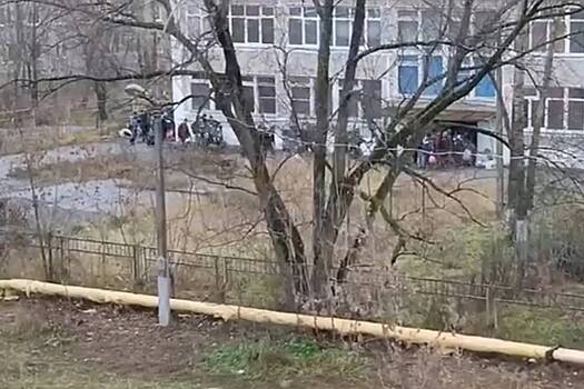 В российском городе мигрантов заселили в детский сад