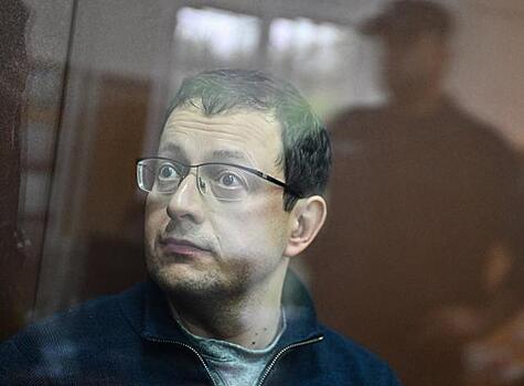 Топ-менеджеру автодилера отменили домашний арест по делу о выводе 4 млрд рублей