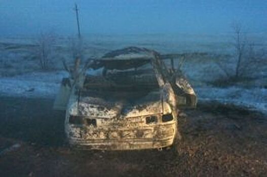 На трассе в НСО фура превратила в автохлам легковушку, погиб водитель