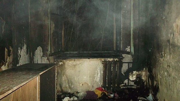 В Кирове при пожаре пострадала хозяйка горевшей квартиры