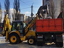 В Курске дороги и тротуары чистят 74 работника и 63 единицы техники