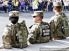 Власти США направили в Новый Орлеан 350 военных нацгвардии