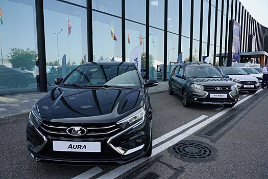 Управделами президента РФ стало закупать автомобили Lаda Aura