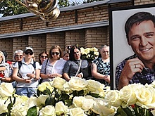 Режиссер Игудин назвал Шатунова самым популярным подростком в СССР