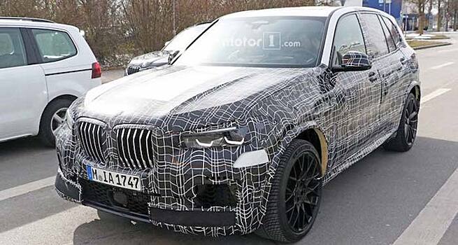BMW вывела на тесты «заряженный» X5 M