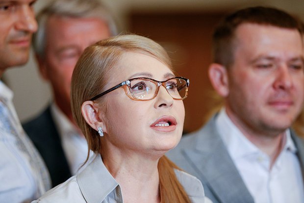 Украинские силовики ворвались с обысками в офис партии Тимошенко