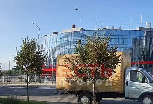 Момент удара беспилотника ВСУ по «Белгород Арене» попал на видео