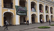 Усы Черчесова исчезли с фасада Гостиного двора в Санкт-Петербурге