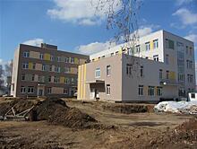 Строящуюся в Тольятти детскую поликлинику обещают сдать уже в этом году