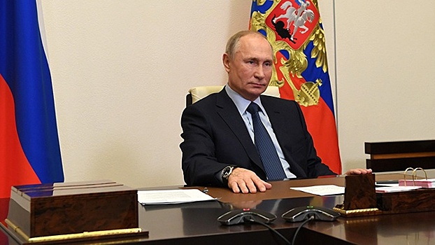Путин: в нефтехимии Россия будет реализовывать масштабные проекты на 5 трлн рублей