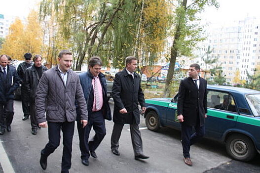 Мэр Орла озаботился бесхозными машинами