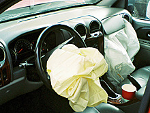 Из-за бракованных подушек безопасности отозвали 100 миллионов машин