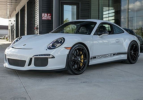 Porsche 911 R с минимальным пробегом оценили вдвое дороже нового