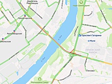 Серьезная пробка образовалась на Мызинском мосту из-за ДТП