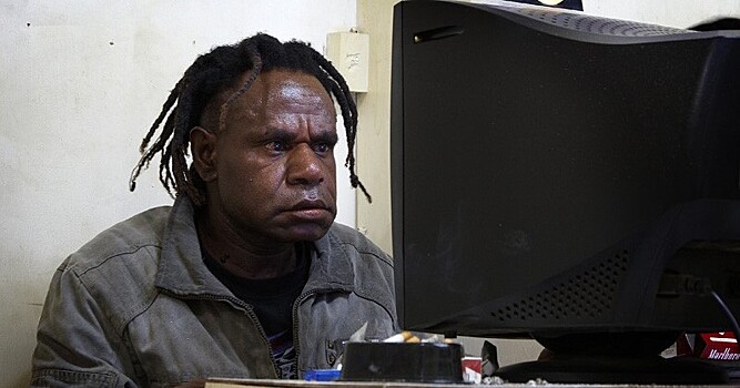 Мошенник обманул целую страну и стал богаче на 3 млрд рублей