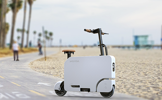 Скутер Honda из 80-х вернулся и электрифицировался