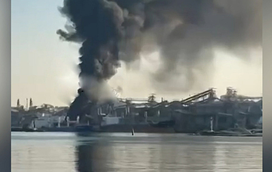 Под Кременчугом уничтожен мост через Днепр