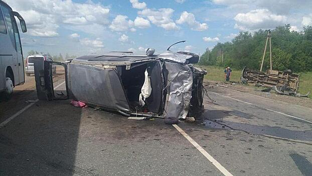 В Оренбуржье погиб водитель микроавтобуса (18+)