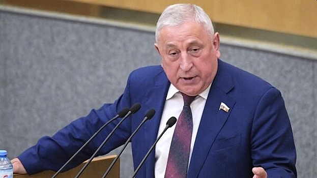 Руководство КПРФ рекомендовало выдвинуть в президенты Харитонова