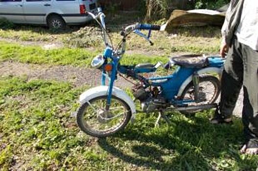 В результате ДТП с мопедами в Ростовском районе пострадали двое подростков