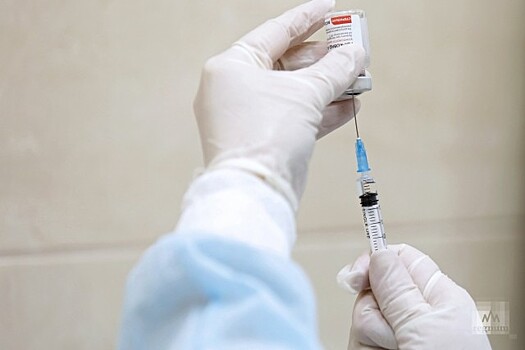 В Петербурге полностью вакцинировали от коронавируса 6% населения