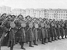 Зачем 7 ноября 1941 года в Куйбышеве провели ещё один военный парад