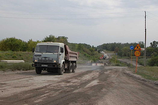 Дорогу в российском регионе отремонтируют спустя 10 лет