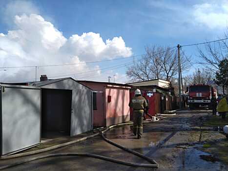 В Анапе горел жилой дом на площади 200 квадратных метров