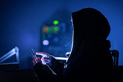 Мошенники на Кубани убедили школьника перевести им 5 млн рублей ради спасения родителей