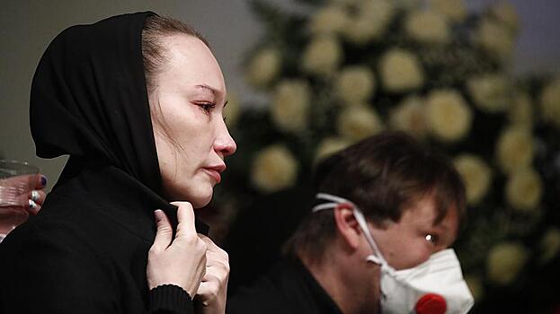 Вдова Грачевского резко высказалась после похорон