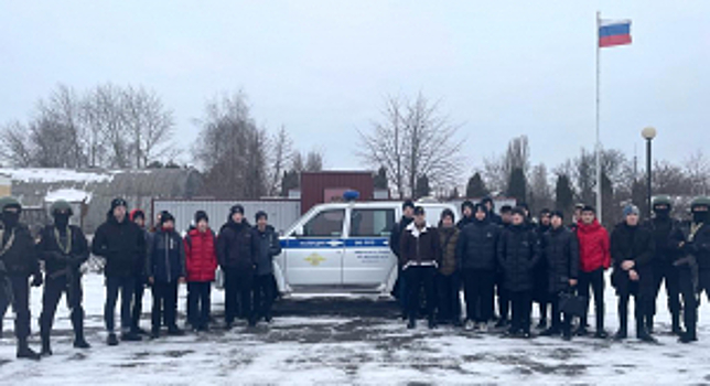 В Смоленске студенты узнали об особенностях работы патрульно-постовой службы полиции