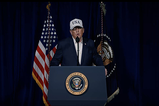 Трамп за 6 минут поделился видами на войну и новый режим в Иране