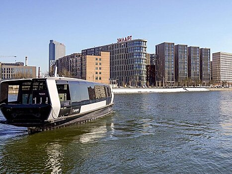 Собянин подписал закон о штрафах за рекламу и надписи на кассах речных трамваев