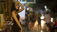 «Прилетела проститутка из Италии — заразила 500 человек». Чему учит пандемия в Испании: объясняет Дмитрий Селюк