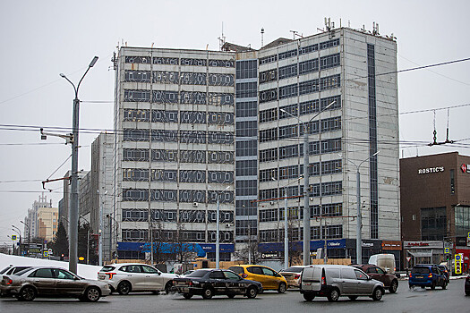 О возврате легендарных часов на площадь Калинина заявил Олег Клемешов