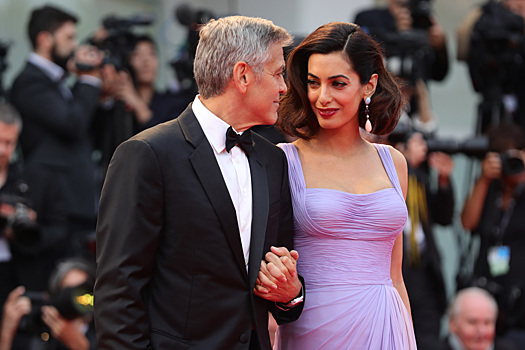 Первый официальный выход: Джордж и Амаль Клуни на Венецианском кинофестивале