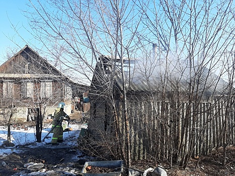 В Ахтубинском районе тушили два пожара