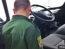 Челябинским бойцам СВО передали внедорожники и медцентр на колесах