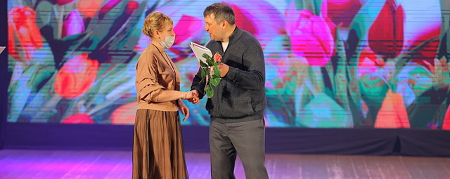 В Дзержинске состоялся праздничный концерт «Весна и женщины прекрасны»