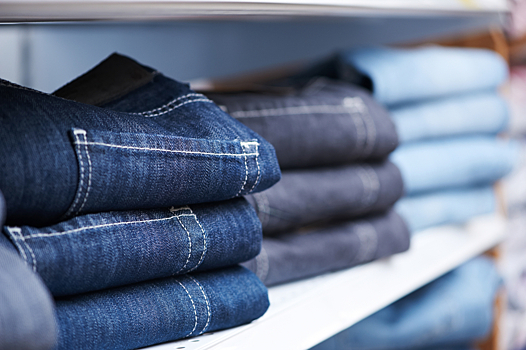 Показан способ выбрать джинсы без примерки