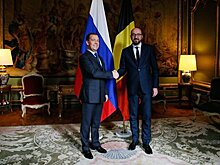 Медведев и премьер Бельгии обсудили на переговорах отношения между странами