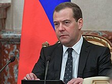 Медведев обновил состав комиссии правительства по миграционной политике