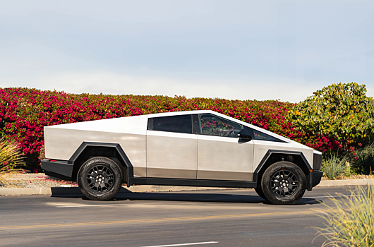 Tesla исключили из участников автосалона в Ванкувере