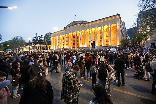 Парламент Грузии в первом чтении одобрил законопроект об иноагентах
