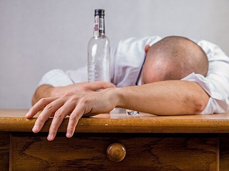 Борьба с алкоголизмом во время ЧП: как власти вводили «сухой закон»