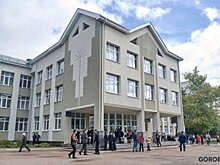 Радий Хабиров возмутился тем, что в достроенной школе не начинают учебный процесс