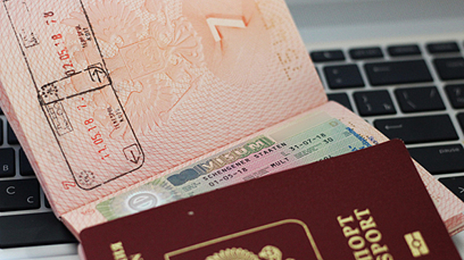 Чехия опровергла выдачу виз россиянам под видом приглашения