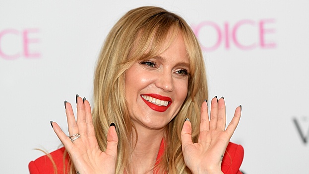 Певица Глюкоза вступила в конфликт с группой SEREBRO