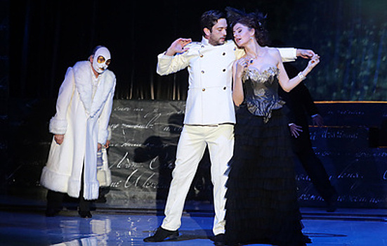 "Этерна", возвращение "Питер FM" и запах Москвы 1920-х: что смотреть и куда идти в июле